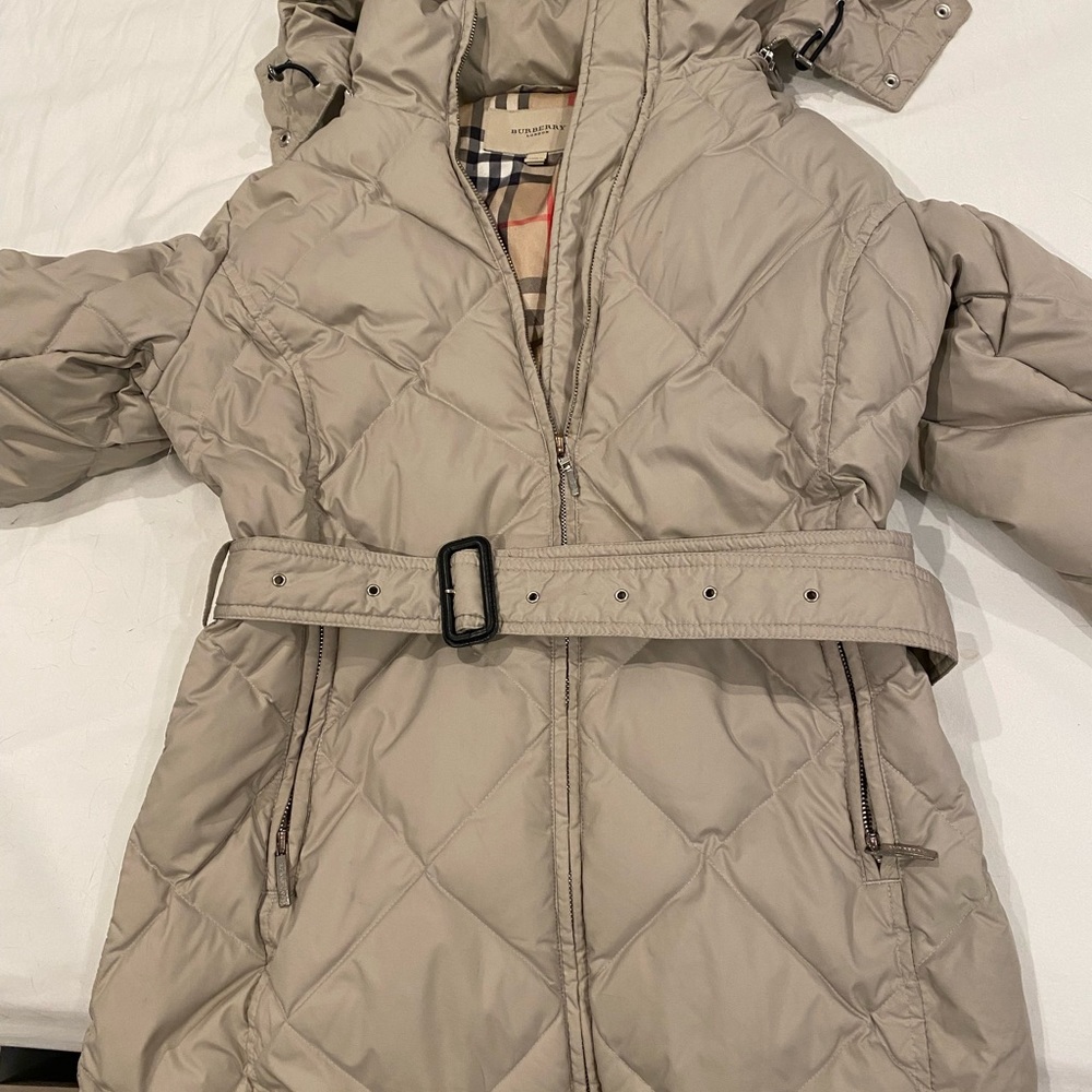Quilted goose-down hooded winter jacket